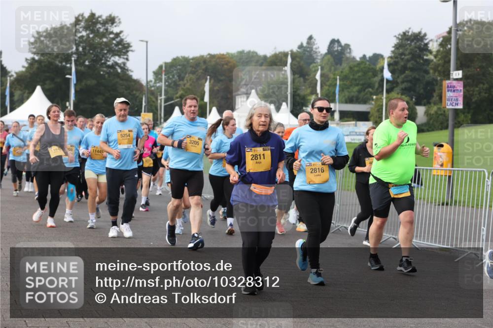 13.09.2026 - Kiel Lauf Andreas Tolksdorf http://msf.ph/oto/10328312 13.09.2026 09:29:23 Kiellinie 1144, 59, 11445, 5254, 3205, 39, 2811, 2816, 46 meine-sportfotos.de