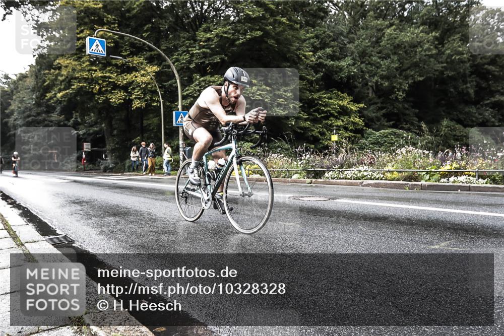 13.09.2026 - Stadtparktriathlon H.Heesch http://msf.ph/oto/10328328 13.09.2026 11:59:06 Radfahren 903, 998, 1007, 1024 meine-sportfotos.de