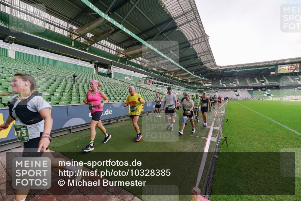 13.09.2026 - 21. swb-Marathon Bremen Michael Burmester http://msf.ph/oto/10328385 13.09.2026 13:34:10 Laufen im Stadion 155, 170, 193, 368, 428, 594, 679, 709, 765, 786, 787, 916, 1001, 1026, 1048, 1051, 1098, 1280, 1292, 1321, 1377, 1444, 1553, 1557, 1560, 1591, 1592, 1607, 1661, 1703, 1760, 1772, 1784, 1827, 1992, 1996, 2077, 2132, 2226, 2338, 2399, 2400, 2451, 2479, 2511, 2515, 2543, 2616, 2630, 2641, 2718, 2735, 2757, 2787, 2791, 2982, 3014, 3179, 3191, 3345, 3443, 3503, 3547, 3577, 3601, 3614, 3660, 3708, 3709, 3720, 3797, 3875, 3901, 3904, 3911, 3914, 3952, 4001, 4014, 4500, 4561, 5151 meine-sportfotos.de