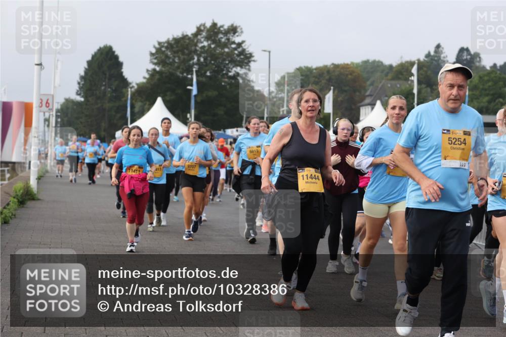 13.09.2026 - Kiel Lauf Andreas Tolksdorf http://msf.ph/oto/10328386 13.09.2026 09:29:26 Kiellinie 36, 9707, 6815, 11444, 38, 5254 meine-sportfotos.de