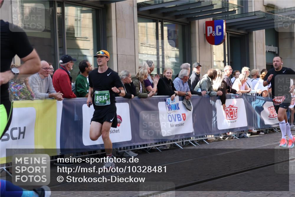 13.09.2026 - 21. swb-Marathon Bremen Strokosch-Dieckow http://msf.ph/oto/10328481 13.09.2026 13:21:14 Ziel 1130, 1254, 2088, 2397, 2570, 2904, 3120, 3202, 3290, 3435, 3534, 3655, 3695, 3930, 4165, 4234, 4445, 4484, 4519, 5542, 6862, 6865, 7176, 8184, 8270, 8384, 8730, 8923, 9048, 9059, 9514, 9722, 9900, 13145, 226, 854, 1056, 1191, 2425, 2979, 3450, 3534, 3933, 4126, 4316, 4362, 4465, 4734, 6357, 6401, 6970, 7902, 8237, 8323, 8408, 8622, 8791, 8971, 9267, 9268, 13120 meine-sportfotos.de