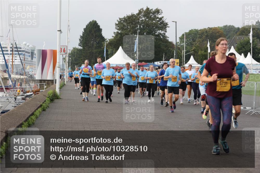 13.09.2026 - Kiel Lauf Andreas Tolksdorf http://msf.ph/oto/10328510 13.09.2026 09:29:35 Kiellinie 36, 1373, 1141, 11143, 10535, 5731, 473 meine-sportfotos.de