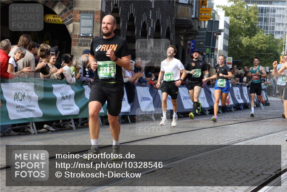 13.09.2026 - 21. swb-Marathon Bremen Strokosch-Dieckow http://msf.ph/oto/10328546 13.09.2026 13:13:30 Ziel 280, 313, 621, 868, 987, 1207, 2498, 2559, 2962, 3566, 3625, 4582, 5345, 5769, 6038, 6349, 6394, 7874, 8197, 8291, 8419, 8464, 9092, 9217, 2401, 2767, 3413, 7493, 7707, 8840, 9442, 9884, 13099 meine-sportfotos.de
