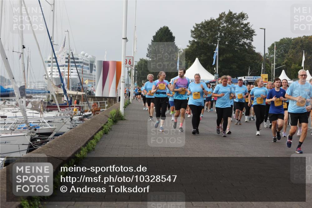 13.09.2026 - Kiel Lauf Andreas Tolksdorf http://msf.ph/oto/10328547 13.09.2026 09:29:37 Kiellinie 36, 1373, 6825, 11143, 2731, 2919 meine-sportfotos.de