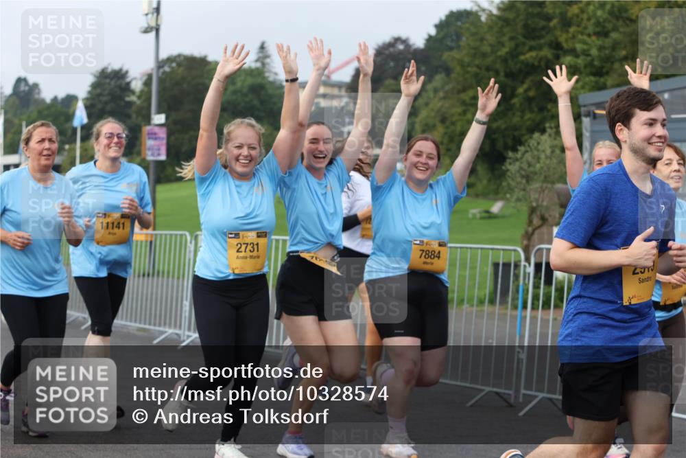 13.09.2026 - Kiel Lauf Andreas Tolksdorf http://msf.ph/oto/10328574 13.09.2026 09:29:43 Kiellinie 11141, 39, 2731, 7884 meine-sportfotos.de