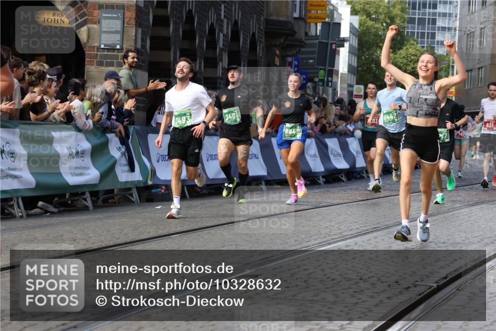 13.09.2026 - 21. swb-Marathon Bremen Strokosch-Dieckow http://msf.ph/oto/10328632 13.09.2026 13:13:31 Ziel 280, 313, 621, 868, 987, 1207, 2130, 2498, 2962, 3566, 3625, 4582, 5345, 5769, 6038, 6349, 6394, 7874, 8197, 8291, 8419, 8464, 9092, 9217, 2401, 2767, 3413, 7493, 7707, 8840, 9442, 9884, 13099 meine-sportfotos.de