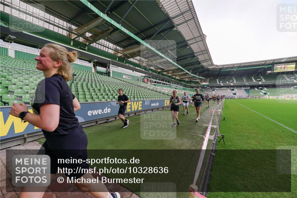 13.09.2026 - 21. swb-Marathon Bremen Michael Burmester http://msf.ph/oto/10328636 13.09.2026 13:34:39 Laufen im Stadion 170, 193, 368, 428, 462, 496, 594, 679, 709, 765, 916, 1001, 1026, 1048, 1051, 1098, 1280, 1321, 1396, 1444, 1553, 1557, 1560, 1607, 1661, 1703, 1760, 1772, 1784, 1827, 1965, 1974, 1992, 1996, 2132, 2226, 2335, 2338, 2399, 2400, 2451, 2479, 2511, 2515, 2543, 2641, 2650, 2718, 2735, 2757, 2787, 2791, 2894, 2982, 3090, 3179, 3191, 3345, 3406, 3443, 3503, 3547, 3577, 3614, 3660, 3708, 3709, 3720, 3797, 3875, 3904, 3911, 3914, 3952, 4001, 4014, 4500, 4546, 4561, 4967, 5151 meine-sportfotos.de