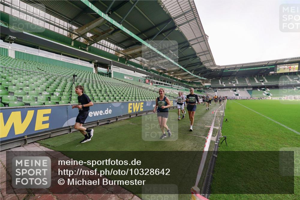 13.09.2026 - 21. swb-Marathon Bremen Michael Burmester http://msf.ph/oto/10328642 13.09.2026 13:34:39 Laufen im Stadion 170, 193, 368, 428, 462, 496, 594, 679, 709, 765, 916, 1001, 1026, 1048, 1051, 1098, 1280, 1321, 1396, 1444, 1553, 1557, 1560, 1607, 1661, 1703, 1760, 1772, 1784, 1827, 1965, 1974, 1992, 1996, 2132, 2226, 2335, 2338, 2399, 2400, 2451, 2479, 2511, 2515, 2543, 2641, 2650, 2718, 2735, 2757, 2787, 2791, 2894, 2982, 3090, 3179, 3191, 3345, 3406, 3443, 3503, 3547, 3577, 3614, 3660, 3708, 3709, 3720, 3797, 3875, 3904, 3911, 3914, 3952, 4001, 4014, 4500, 4546, 4561, 4967, 5151 meine-sportfotos.de