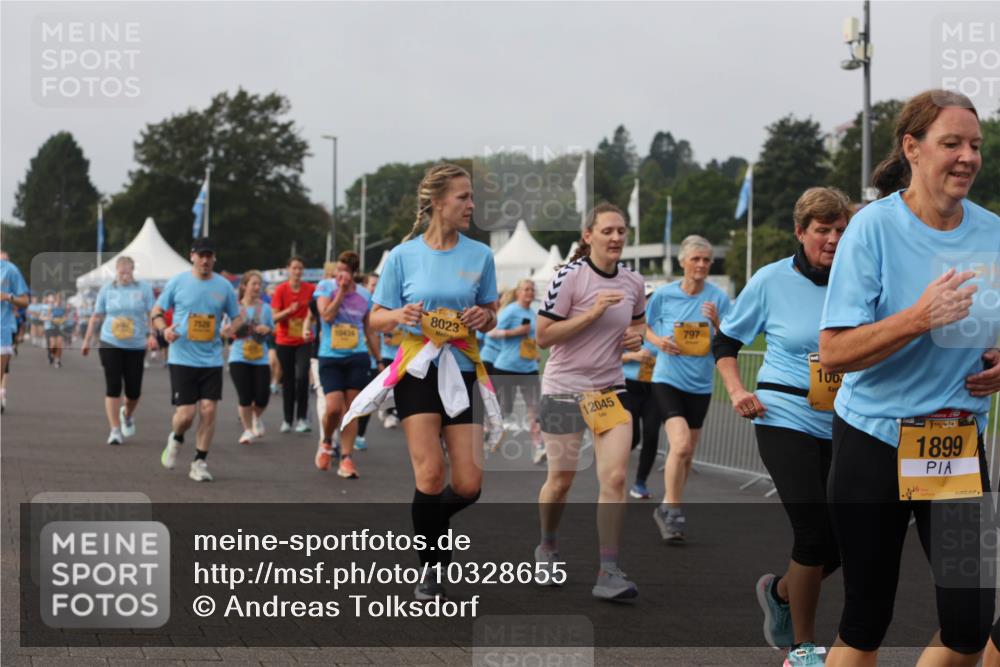 13.09.2026 - Kiel Lauf Andreas Tolksdorf http://msf.ph/oto/10328655 13.09.2026 09:29:52 Kiellinie 7526, 10434, 39, 8023, 12045, 797, 100, 45, 1899 meine-sportfotos.de