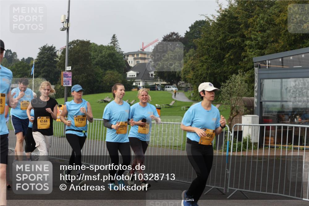 13.09.2026 - Kiel Lauf Andreas Tolksdorf http://msf.ph/oto/10328713 13.09.2026 09:29:55 Kiellinie 6327, 4144, 12390, 4389, 333, 4, 39, 466 meine-sportfotos.de