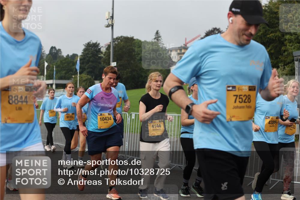 13.09.2026 - Kiel Lauf Andreas Tolksdorf http://msf.ph/oto/10328725 13.09.2026 09:29:56 Kiellinie 8844, 2079, 9115, 38, 10434, 4144, 1, 39, 7528, 551, 4389, 33 meine-sportfotos.de