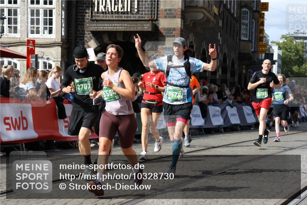 13.09.2026 - 21. swb-Marathon Bremen Strokosch-Dieckow http://msf.ph/oto/10328730 13.09.2026 13:31:27 Ziel 217, 1189, 1398, 1479, 2244, 2513, 2802, 2902, 3360, 3396, 3762, 3800, 4647, 5673, 5846, 6307, 6419, 6619, 6732, 7198, 7359, 7637, 7760, 7798, 7812, 7882, 8097, 8382, 8543, 8726, 9274, 9337, 9937, 9958, 9962, 9969, 9976, 9977, 13152, 310, 922, 1600, 3858, 3859, 4164, 4258, 4273, 4692, 4889, 5426, 6039, 6062, 6100, 6193, 6581, 6602, 6971, 7032, 7608, 7941, 8042, 8205, 8206, 8239, 8364, 8495, 8522, 9155, 9293, 9568, 9903 meine-sportfotos.de