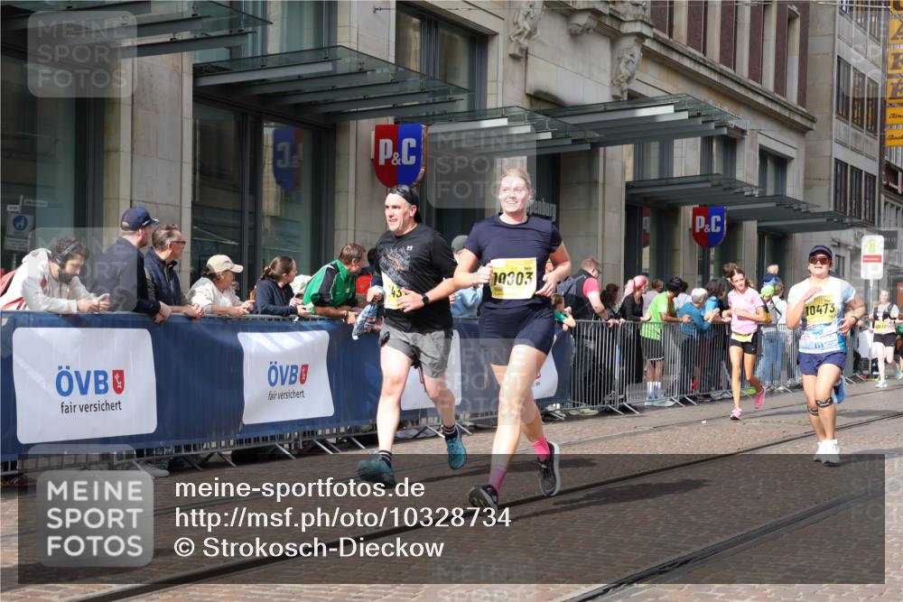 13.09.2026 - 21. swb-Marathon Bremen Strokosch-Dieckow http://msf.ph/oto/10328734 13.09.2026 11:02:00 Ziel 10153, 10154, 10173, 10273, 10274, 10278, 10331, 10338, 10439, 10473, 10636, 10738, 10885, 10915, 10943, 11137, 11249, 11505, 11576, 11811, 11853, 11886, 11890, 12042, 12094, 12134, 12135, 12169, 12437, 10257, 10332, 10409, 10444, 10500, 10617, 10803, 10817, 10924, 11075, 11115, 11150, 11268, 11305, 11369, 11412, 11413, 11436, 11479, 11486, 11668, 11747, 11859, 11985, 11986, 12016, 12095, 12145, 12360, 12379, 12412, 12466, 12506 meine-sportfotos.de