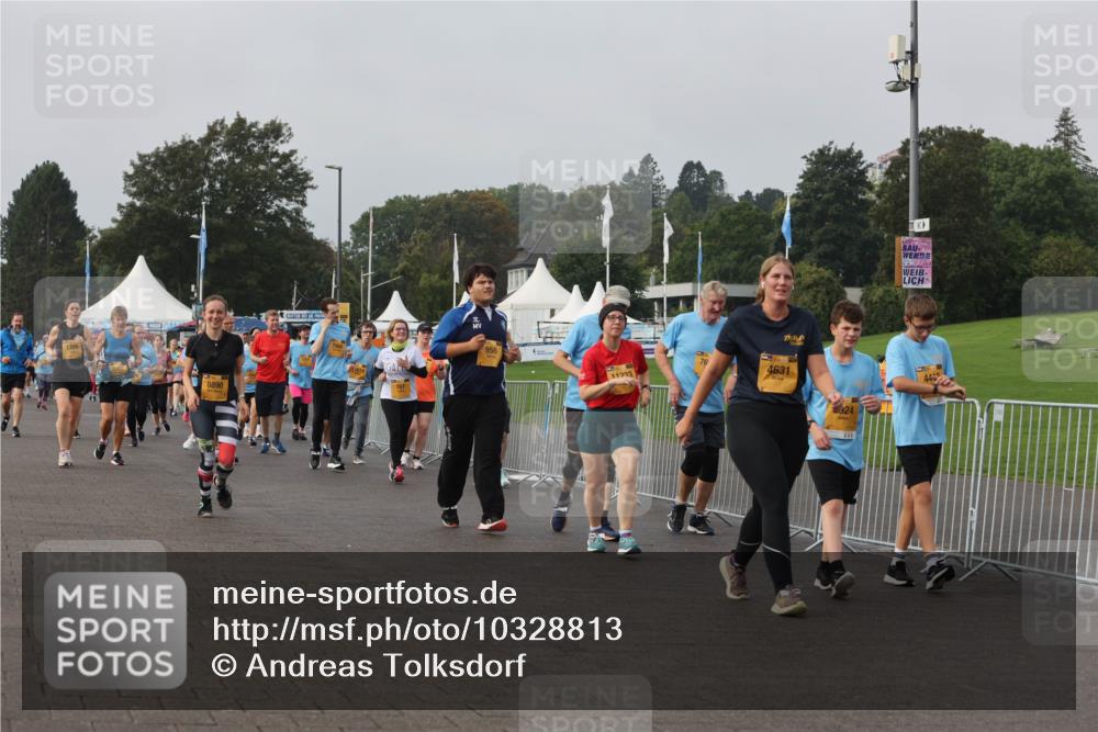 13.09.2026 - Kiel Lauf Andreas Tolksdorf http://msf.ph/oto/10328813 13.09.2026 09:30:01 Kiellinie 8890, 7864, 956, 76, 11233, 4631, 24, 44 meine-sportfotos.de