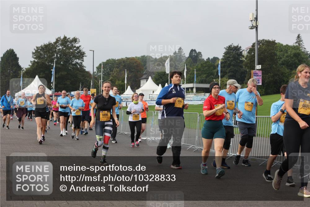 13.09.2026 - Kiel Lauf Andreas Tolksdorf http://msf.ph/oto/10328833 13.09.2026 09:30:03 Kiellinie 1309, 8890, 761, 956, 11, 11, 8502, 7661, 4631 meine-sportfotos.de
