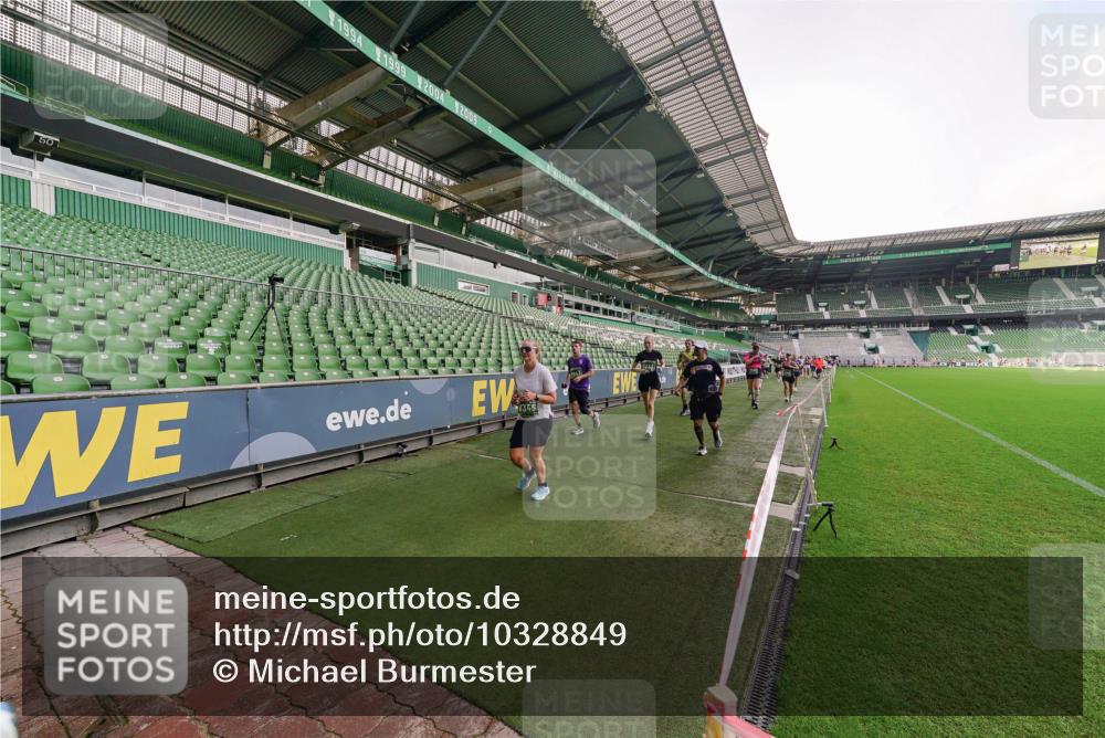 13.09.2026 - 21. swb-Marathon Bremen Michael Burmester http://msf.ph/oto/10328849 13.09.2026 13:35:04 Laufen im Stadion 170, 193, 368, 428, 462, 496, 657, 679, 709, 916, 1026, 1048, 1098, 1280, 1321, 1396, 1444, 1553, 1557, 1560, 1607, 1661, 1703, 1726, 1760, 1772, 1784, 1827, 1965, 1974, 1977, 1992, 1996, 2335, 2338, 2451, 2479, 2511, 2515, 2543, 2578, 2641, 2650, 2735, 2757, 2787, 2789, 2791, 2894, 3090, 3179, 3191, 3345, 3406, 3443, 3472, 3503, 3547, 3555, 3577, 3660, 3708, 3709, 3720, 3801, 3875, 3904, 3911, 3914, 4001, 4014, 4200, 4290, 4500, 4546, 4561, 4880, 4967, 5000, 5151, 5818 meine-sportfotos.de