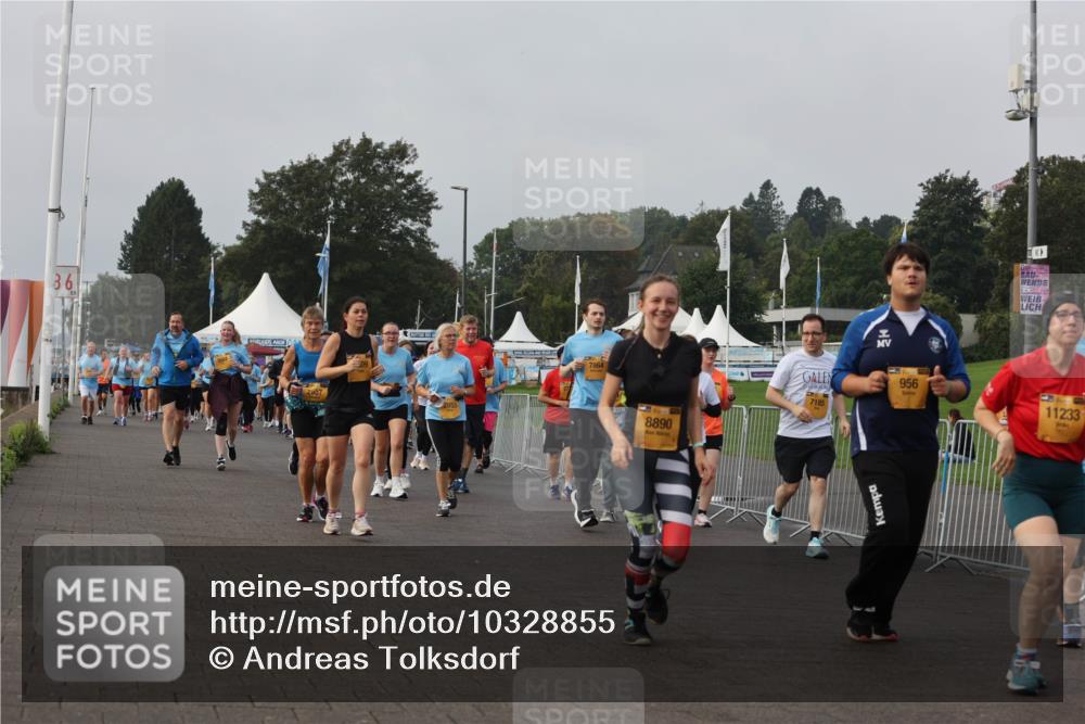 13.09.2026 - Kiel Lauf Andreas Tolksdorf http://msf.ph/oto/10328855 13.09.2026 09:30:04 Kiellinie 36, 2657, 7864, 8890, 7185, 956, 11233 meine-sportfotos.de