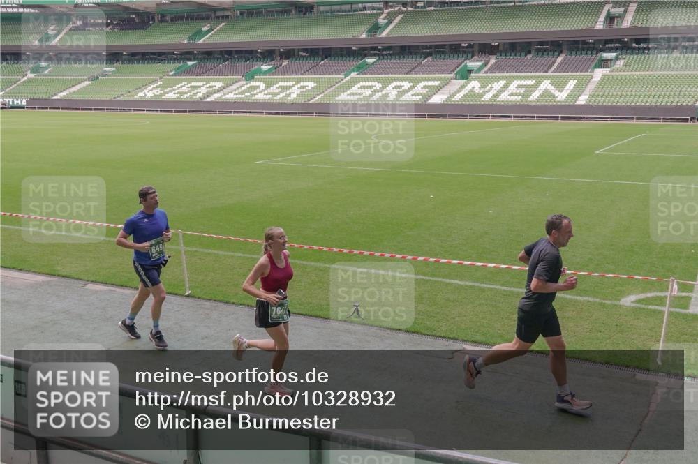 13.09.2026 - 21. swb-Marathon Bremen Michael Burmester http://msf.ph/oto/10328932 13.09.2026 12:59:20 Laufen im Stadion 135, 141, 148, 191, 226, 232, 260, 342, 511, 672, 745, 789, 790, 972, 1080, 1119, 1166, 1191, 1199, 1209, 1281, 1493, 1494, 1516, 1642, 1647, 1931, 1933, 2088, 2210, 2289, 2343, 2367, 2397, 2425, 2481, 2517, 2570, 2577, 2686, 2771, 2806, 2807, 2827, 2885, 2899, 2914, 2953, 2961, 2979, 3015, 3021, 3076, 3098, 3120, 3124, 3138, 3148, 3186, 3190, 3233, 3273, 3338, 3435, 3516, 3531, 3534, 3560, 3652, 3655, 3695, 3855, 3861, 3930, 3933, 3934, 4120, 205 meine-sportfotos.de