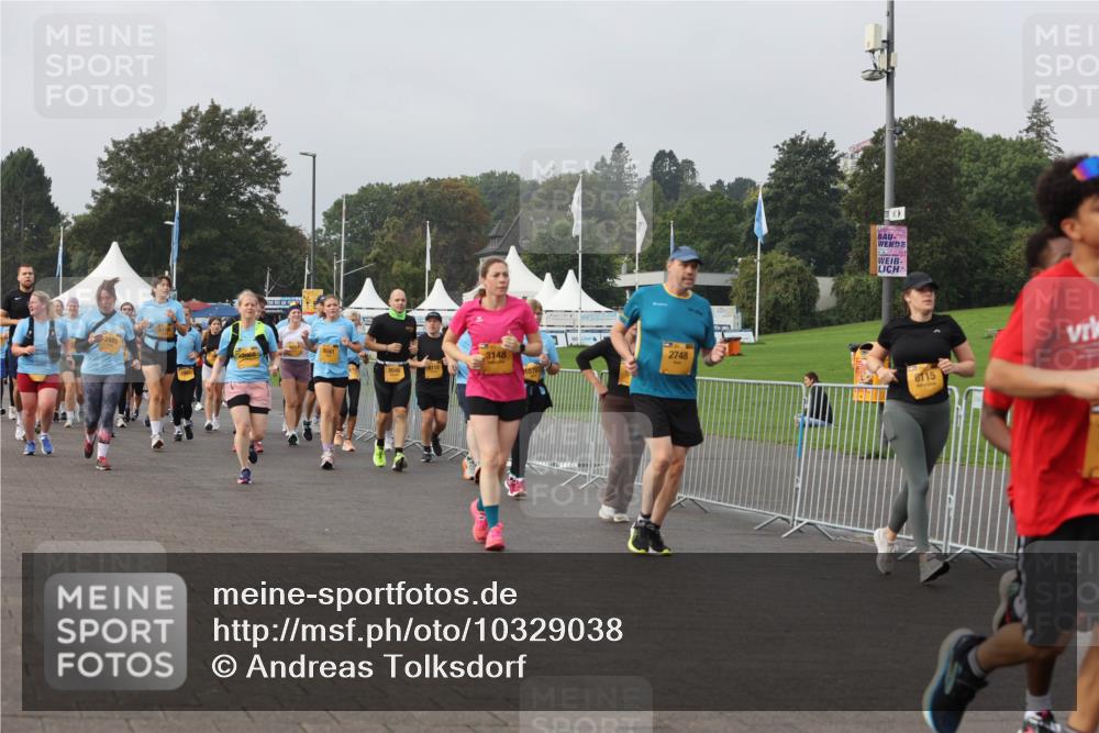 13.09.2026 - Kiel Lauf Andreas Tolksdorf http://msf.ph/oto/10329038 13.09.2026 09:30:14 Kiellinie 2485, 3148, 8044, 6118, 2748, 8115 meine-sportfotos.de