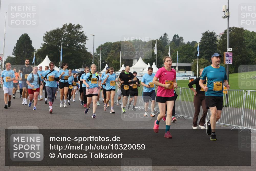 13.09.2026 - Kiel Lauf Andreas Tolksdorf http://msf.ph/oto/10329059 13.09.2026 09:30:15 Kiellinie 7969, 2485, 8041, 8044, 5670, 2748 meine-sportfotos.de