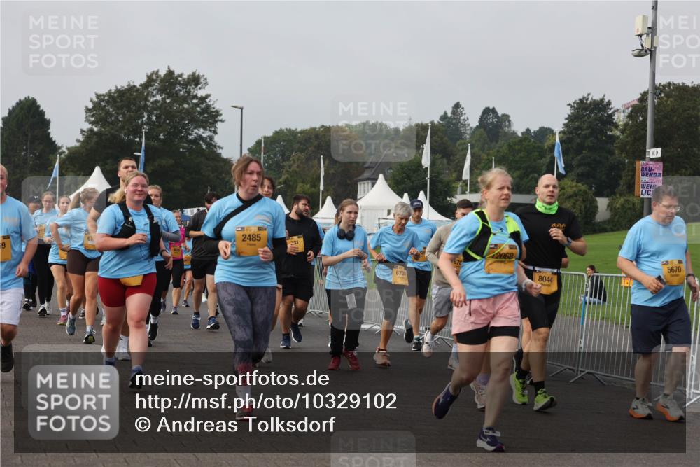 13.09.2026 - Kiel Lauf Andreas Tolksdorf http://msf.ph/oto/10329102 13.09.2026 09:30:18 Kiellinie 61, 59, 2485, 670, 6707, 2068, 5670, 8044 meine-sportfotos.de