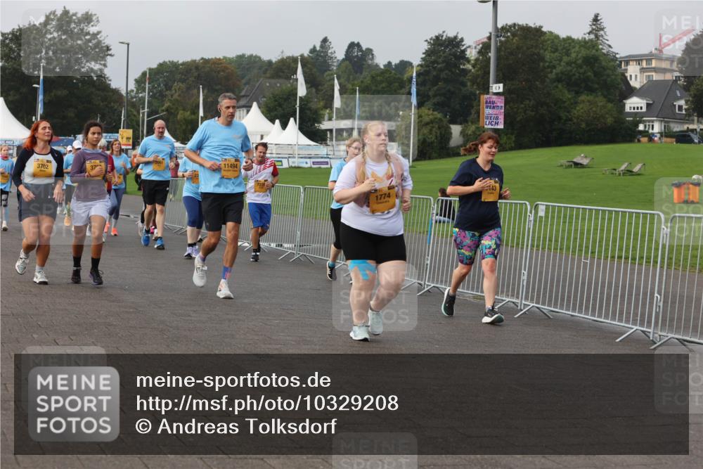 13.09.2026 - Kiel Lauf Andreas Tolksdorf http://msf.ph/oto/10329208 13.09.2026 09:30:30 Kiellinie 3702, 37, 11494, 1774, 143 meine-sportfotos.de