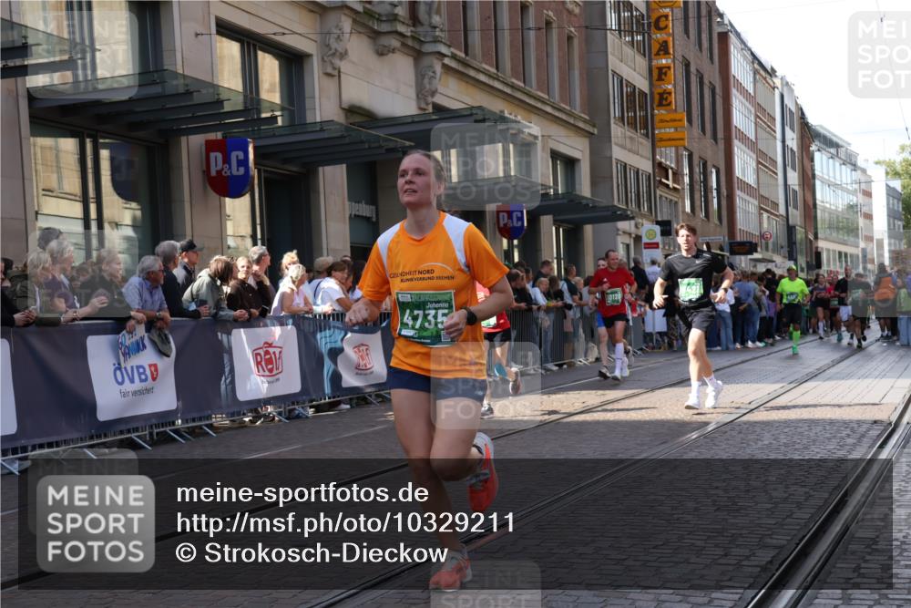 13.09.2026 - 21. swb-Marathon Bremen Strokosch-Dieckow http://msf.ph/oto/10329211 13.09.2026 13:21:32 Ziel 141, 572, 1209, 1254, 2051, 2088, 2397, 2570, 3290, 3338, 3695, 3774, 3930, 3934, 4581, 4735, 5193, 6865, 6976, 7098, 7176, 8438, 8924, 8947, 9059, 9421, 9599, 10120, 226, 1130, 2570, 2904, 2979, 3120, 3202, 3435, 3534, 3655, 4165, 4234, 4445, 4484, 4519, 5542, 6862, 8184, 8270, 8384, 8408, 8730, 8791, 8923, 9048, 9514, 9722, 9900, 13145 meine-sportfotos.de