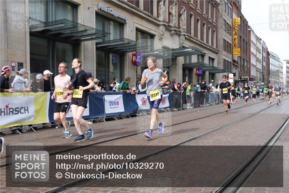 13.09.2026 - 21. swb-Marathon Bremen Strokosch-Dieckow http://msf.ph/oto/10329270 13.09.2026 11:02:13 Ziel 10153, 10154, 10273, 10274, 10278, 10338, 10738, 10885, 10915, 10943, 11137, 11261, 11505, 11508, 11526, 11554, 11662, 11853, 11886, 11890, 11945, 12154, 12169, 12252, 12429, 12451, 12489, 10173, 10257, 10331, 10409, 10439, 10444, 10473, 10500, 10617, 10636, 10803, 10817, 10924, 10943, 11115, 11249, 11268, 11436, 11576, 11811, 11859, 12016, 12042, 12094, 12095, 12134, 12135, 12145, 12360, 12412, 12437, 12506 meine-sportfotos.de