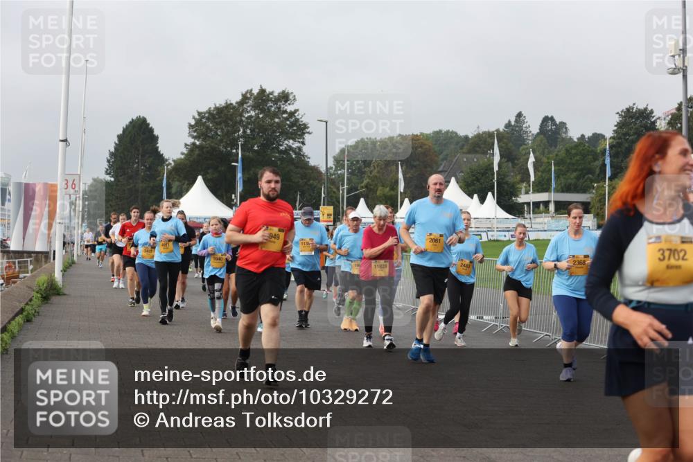 13.09.2026 - Kiel Lauf Andreas Tolksdorf http://msf.ph/oto/10329272 13.09.2026 09:30:33 Kiellinie 36, 3427, 4911, 5940, 949, 1135, 196, 11828, 2061, 3702, 2368, 2483 meine-sportfotos.de