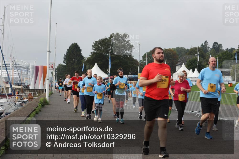 13.09.2026 - Kiel Lauf Andreas Tolksdorf http://msf.ph/oto/10329296 13.09.2026 09:30:35 Kiellinie 36, 4911, 5940, 5938, 12463, 113, 2949, 961, 11828, 1, 39, 2061 meine-sportfotos.de