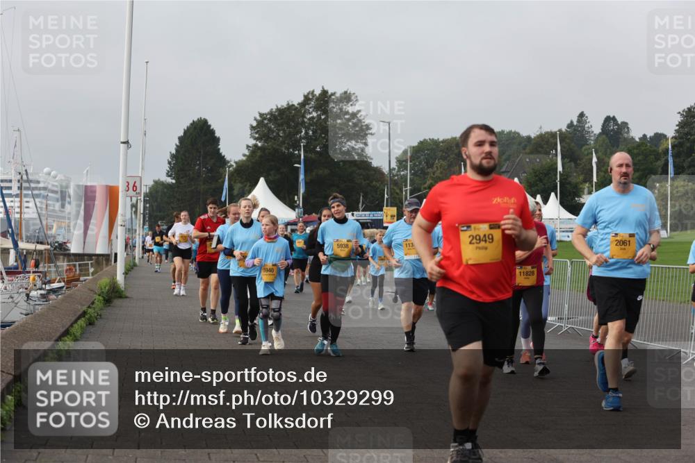 13.09.2026 - Kiel Lauf Andreas Tolksdorf http://msf.ph/oto/10329299 13.09.2026 09:30:35 Kiellinie 36, 5940, 5938, 113, 2949, 11828, 2061 meine-sportfotos.de