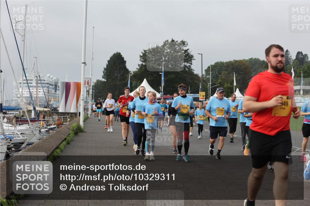 13.09.2026 - Kiel Lauf Andreas Tolksdorf http://msf.ph/oto/10329311 13.09.2026 09:30:36 Kiellinie 36, 294, 5940, 5938, 11385, 949 meine-sportfotos.de
