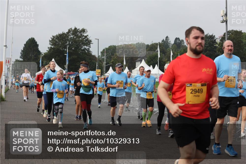 13.09.2026 - Kiel Lauf Andreas Tolksdorf http://msf.ph/oto/10329313 13.09.2026 09:30:36 Kiellinie 36, 5940, 385, 12463, 1961, 28, 2061, 2949 meine-sportfotos.de