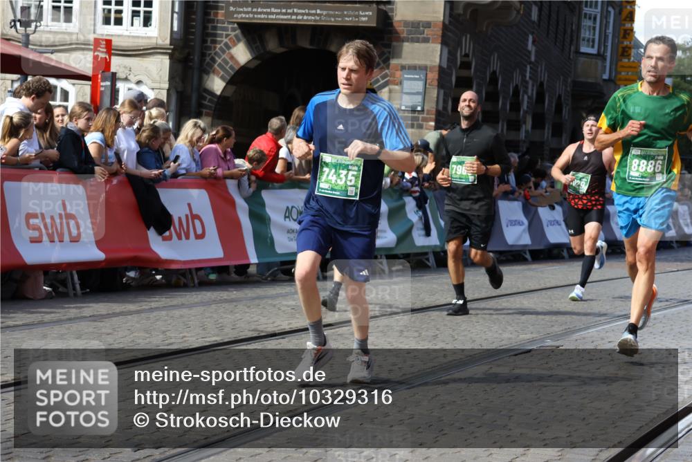 13.09.2026 - 21. swb-Marathon Bremen Strokosch-Dieckow http://msf.ph/oto/10329316 13.09.2026 13:14:04 Ziel 524, 683, 1704, 1707, 1937, 2401, 2422, 2767, 3236, 3413, 5443, 6451, 7210, 7283, 7493, 7707, 8840, 9442, 9884, 13099, 107, 235, 1542, 1998, 2043, 2084, 2203, 2913, 2922, 4728, 5986, 6145, 7029, 7591, 7659, 7963, 8886, 8919, 9783 meine-sportfotos.de