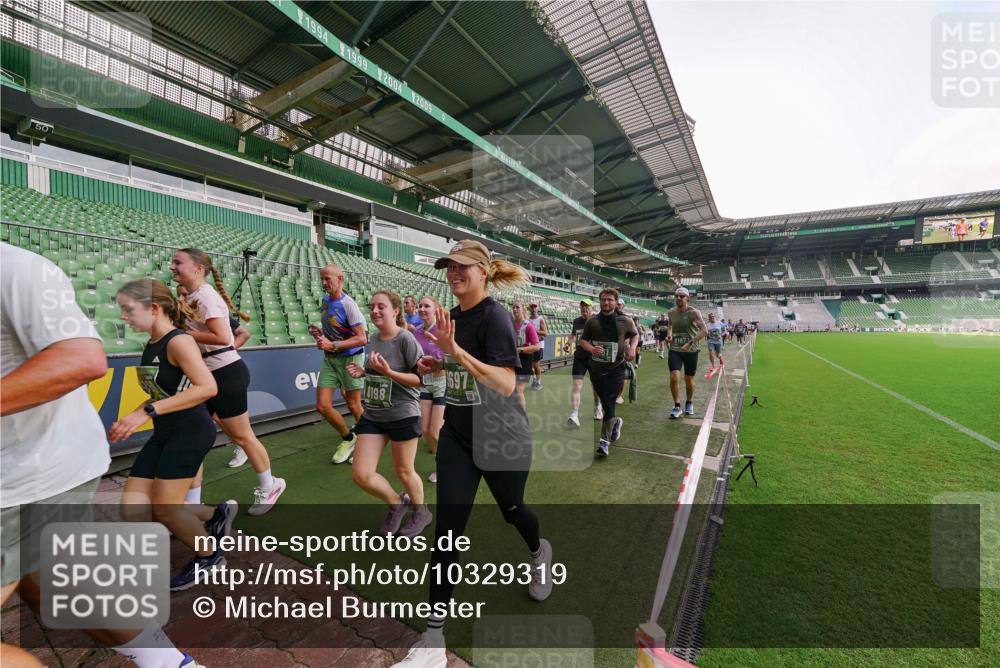 13.09.2026 - 21. swb-Marathon Bremen Michael Burmester http://msf.ph/oto/10329319 13.09.2026 13:35:49 Laufen im Stadion 170, 193, 368, 462, 491, 496, 657, 1015, 1280, 1321, 1396, 1432, 1553, 1560, 1607, 1726, 1772, 1784, 1887, 1934, 1965, 1974, 1977, 1992, 2335, 2338, 2578, 2650, 2688, 2789, 2791, 2894, 2933, 3090, 3161, 3169, 3178, 3179, 3191, 3406, 3408, 3463, 3472, 3498, 3547, 3555, 3570, 3573, 3588, 3640, 3660, 3801, 3839, 3904, 3914, 3985, 4014, 4145, 4200, 4290, 4464, 4500, 4546, 4561, 4801, 4880, 4967, 5000, 5034, 5151, 5332, 5461, 5818 meine-sportfotos.de