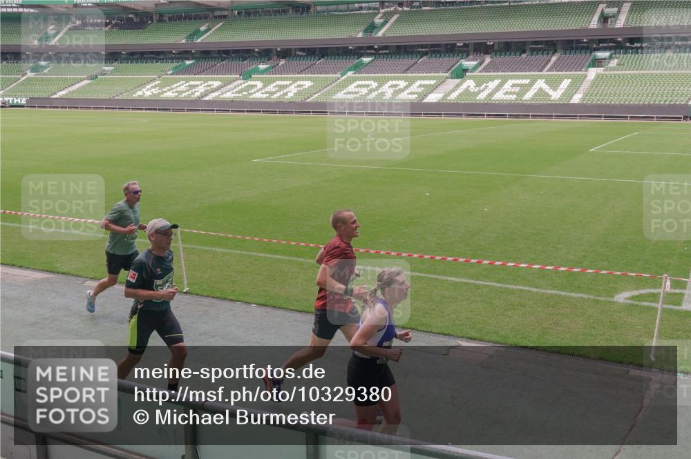 13.09.2026 - 21. swb-Marathon Bremen Michael Burmester http://msf.ph/oto/10329380 13.09.2026 13:00:02 Laufen im Stadion 135, 191, 226, 232, 260, 342, 651, 745, 972, 1080, 1166, 1209, 1368, 1493, 1494, 1516, 1650, 1861, 1935, 1963, 2088, 2210, 2289, 2293, 2306, 2322, 2367, 2427, 2481, 2490, 2517, 2570, 2577, 2658, 2686, 2700, 2708, 2781, 2806, 2827, 2885, 2899, 2906, 2914, 2953, 2961, 2967, 2979, 3015, 3021, 3076, 3098, 3105, 3120, 3124, 3145, 3168, 3173, 3190, 3233, 3273, 3354, 3385, 3435, 3480, 3516, 3531, 3642, 3652, 3729, 3774, 3855, 3856, 3861, 3930, 3934 meine-sportfotos.de