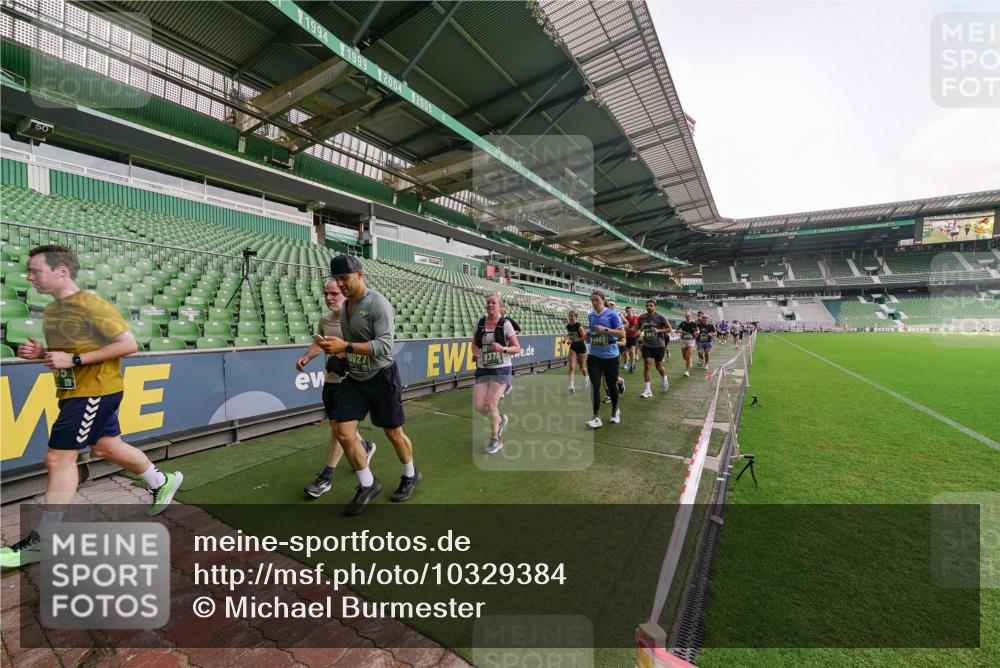13.09.2026 - 21. swb-Marathon Bremen Michael Burmester http://msf.ph/oto/10329384 13.09.2026 13:35:59 Laufen im Stadion 170, 193, 368, 462, 491, 496, 590, 657, 1015, 1280, 1321, 1396, 1432, 1553, 1620, 1726, 1762, 1784, 1887, 1934, 1965, 1974, 1977, 1992, 2335, 2338, 2578, 2639, 2650, 2688, 2789, 2791, 2894, 2933, 3090, 3161, 3169, 3178, 3179, 3191, 3299, 3406, 3408, 3463, 3472, 3498, 3555, 3570, 3573, 3588, 3640, 3731, 3801, 3839, 3904, 3914, 3985, 4145, 4200, 4290, 4464, 4500, 4546, 4561, 4801, 4880, 4967, 5000, 5034, 5151, 5182, 5332, 5461, 5679, 5818 meine-sportfotos.de