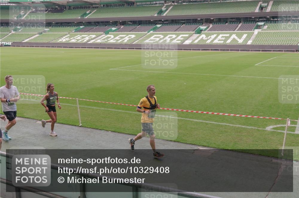 13.09.2026 - 21. swb-Marathon Bremen Michael Burmester http://msf.ph/oto/10329408 13.09.2026 13:00:07 Laufen im Stadion 135, 191, 226, 232, 242, 260, 342, 651, 687, 745, 972, 1080, 1166, 1209, 1368, 1493, 1494, 1516, 1650, 1861, 1935, 1963, 2088, 2210, 2289, 2293, 2306, 2322, 2367, 2409, 2427, 2481, 2485, 2490, 2517, 2560, 2570, 2577, 2658, 2686, 2700, 2708, 2781, 2806, 2827, 2885, 2899, 2906, 2914, 2953, 2961, 2967, 2979, 3015, 3021, 3076, 3098, 3105, 3120, 3124, 3145, 3168, 3173, 3190, 3233, 3273, 3354, 3385, 3435, 3480, 3516, 3524, 3531, 3642, 3652, 3729, 3774, 3855, 3856, 3861, 3930, 3934 meine-sportfotos.de
