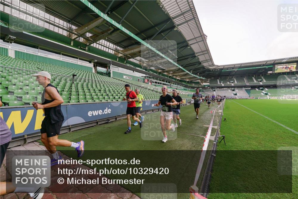 13.09.2026 - 21. swb-Marathon Bremen Michael Burmester http://msf.ph/oto/10329420 13.09.2026 13:36:03 Laufen im Stadion 170, 193, 368, 462, 491, 496, 590, 657, 1015, 1280, 1321, 1396, 1432, 1620, 1726, 1762, 1784, 1887, 1934, 1965, 1974, 1977, 1992, 2335, 2578, 2639, 2650, 2688, 2789, 2894, 2933, 3090, 3161, 3169, 3178, 3179, 3191, 3299, 3406, 3408, 3463, 3472, 3498, 3555, 3570, 3573, 3588, 3640, 3731, 3801, 3839, 3904, 3914, 3985, 4145, 4200, 4290, 4464, 4500, 4546, 4561, 4801, 4880, 4967, 5000, 5034, 5182, 5332, 5461, 5679, 5818 meine-sportfotos.de