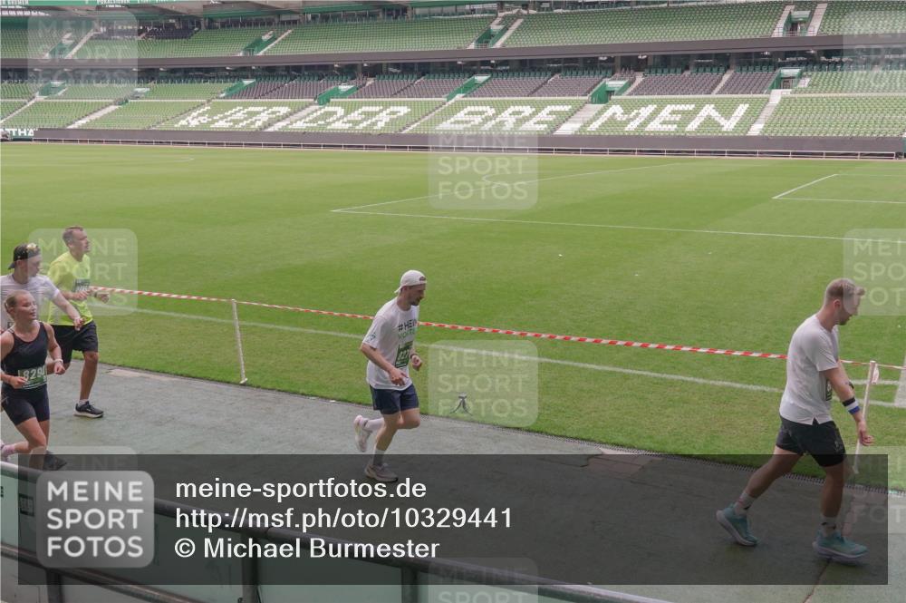 13.09.2026 - 21. swb-Marathon Bremen Michael Burmester http://msf.ph/oto/10329441 13.09.2026 13:00:09 Laufen im Stadion 135, 191, 226, 232, 242, 260, 342, 651, 687, 745, 972, 1080, 1166, 1209, 1368, 1493, 1494, 1516, 1650, 1861, 1935, 1963, 2088, 2210, 2289, 2293, 2306, 2322, 2367, 2409, 2427, 2481, 2485, 2490, 2517, 2560, 2570, 2577, 2658, 2686, 2700, 2708, 2781, 2806, 2827, 2885, 2899, 2906, 2914, 2953, 2961, 2967, 2979, 3015, 3021, 3076, 3098, 3105, 3124, 3145, 3168, 3173, 3190, 3233, 3273, 3354, 3385, 3435, 3480, 3516, 3524, 3531, 3642, 3652, 3729, 3774, 3855, 3856, 3861, 3930, 3934 meine-sportfotos.de
