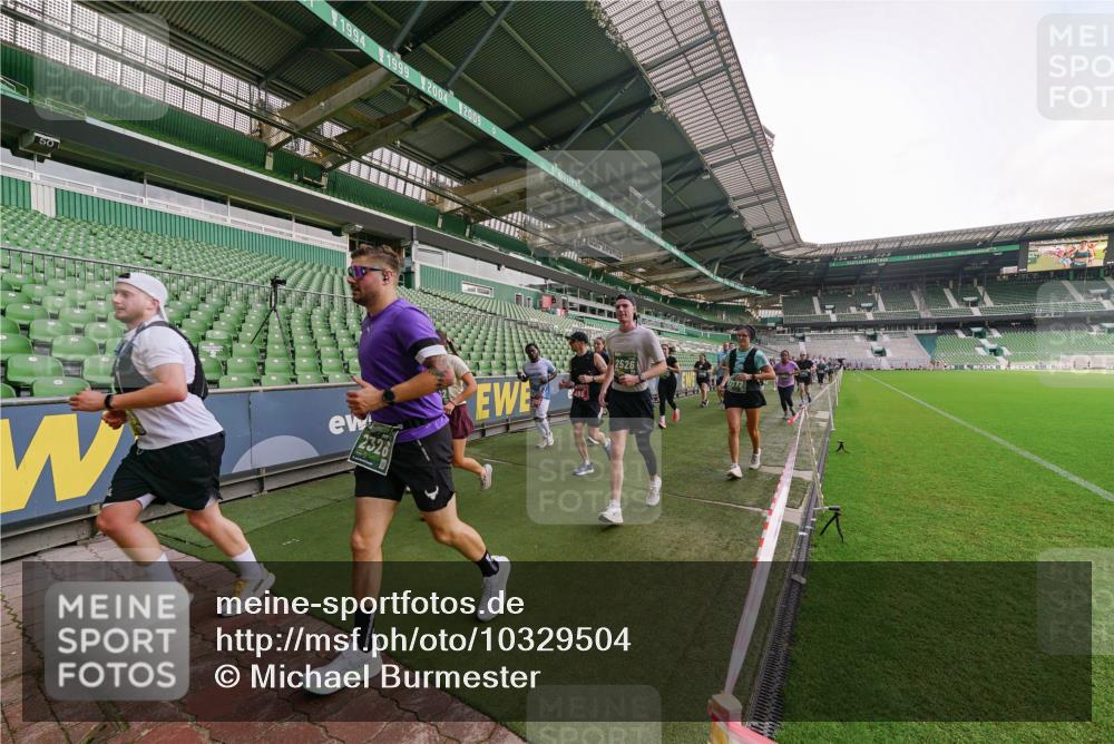 13.09.2026 - 21. swb-Marathon Bremen Michael Burmester http://msf.ph/oto/10329504 13.09.2026 13:36:12 Laufen im Stadion 462, 491, 496, 590, 657, 799, 1015, 1135, 1279, 1280, 1321, 1396, 1432, 1620, 1726, 1762, 1887, 1934, 1951, 1965, 1974, 1977, 1992, 2078, 2227, 2335, 2578, 2639, 2650, 2688, 2789, 2842, 2894, 2933, 3090, 3161, 3169, 3178, 3179, 3191, 3299, 3303, 3406, 3408, 3463, 3472, 3498, 3555, 3570, 3573, 3588, 3640, 3731, 3779, 3801, 3839, 3904, 3914, 3985, 4084, 4145, 4200, 4210, 4290, 4464, 4500, 4546, 4561, 4801, 4880, 4967, 5000, 5034, 5182, 5332, 5461, 5679, 5818 meine-sportfotos.de