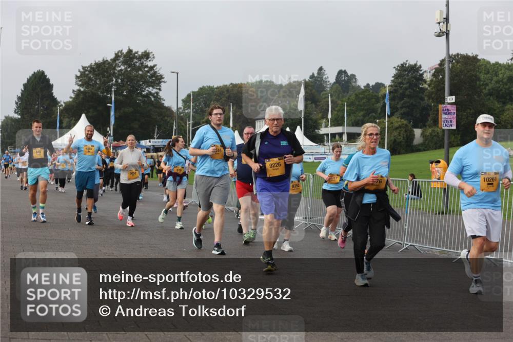 13.09.2026 - Kiel Lauf Andreas Tolksdorf http://msf.ph/oto/10329532 13.09.2026 09:30:50 Kiellinie 4907, 840, 919, 6057, 9226, 8352, 76, 10261 meine-sportfotos.de