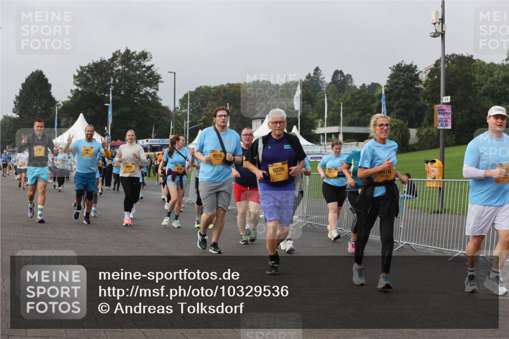 13.09.2026 - Kiel Lauf Andreas Tolksdorf http://msf.ph/oto/10329536 13.09.2026 09:30:51 Kiellinie 840, 9516, 6057, 9226, 3317, 6976 meine-sportfotos.de