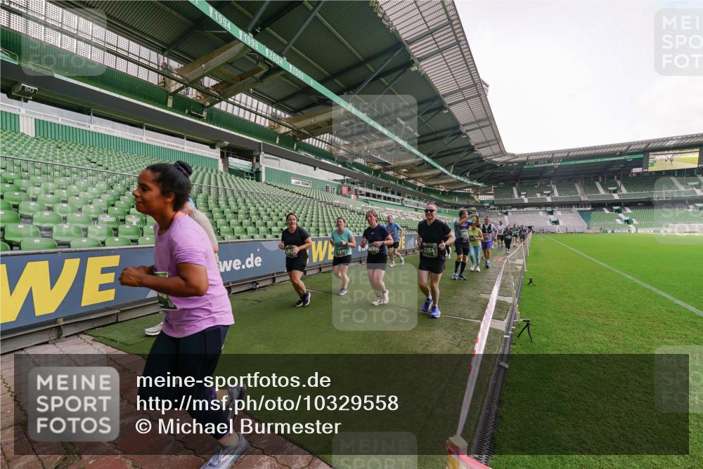 13.09.2026 - 21. swb-Marathon Bremen Michael Burmester http://msf.ph/oto/10329558 13.09.2026 13:36:17 Laufen im Stadion 444, 462, 491, 496, 590, 657, 799, 1015, 1132, 1135, 1279, 1280, 1321, 1396, 1432, 1620, 1726, 1762, 1887, 1934, 1951, 1965, 1974, 1977, 1992, 2078, 2227, 2335, 2578, 2639, 2650, 2688, 2789, 2842, 2892, 2894, 2933, 3090, 3161, 3169, 3178, 3179, 3191, 3299, 3303, 3406, 3408, 3463, 3472, 3498, 3555, 3570, 3573, 3588, 3640, 3731, 3779, 3801, 3839, 3904, 3985, 4084, 4145, 4200, 4210, 4290, 4464, 4500, 4538, 4546, 4561, 4801, 4880, 4967, 5000, 5034, 5182, 5332, 5461, 5679, 5818 meine-sportfotos.de