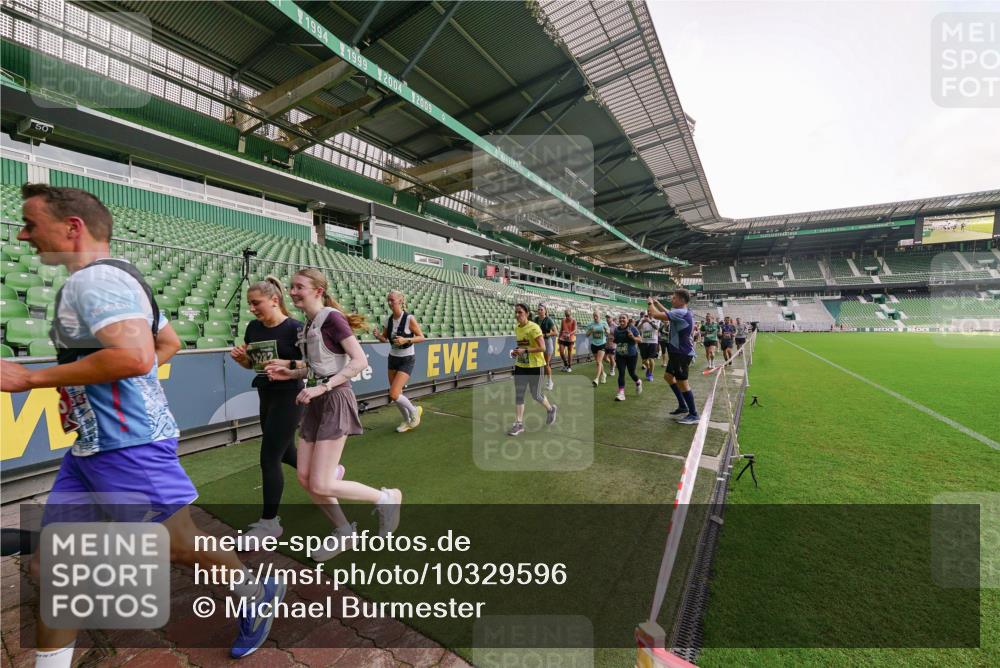 13.09.2026 - 21. swb-Marathon Bremen Michael Burmester http://msf.ph/oto/10329596 13.09.2026 13:36:22 Laufen im Stadion 444, 462, 491, 496, 590, 657, 799, 1015, 1132, 1135, 1279, 1396, 1432, 1620, 1726, 1762, 1887, 1934, 1951, 1965, 1974, 1977, 2078, 2227, 2335, 2578, 2639, 2650, 2688, 2789, 2842, 2892, 2894, 2933, 3090, 3161, 3169, 3178, 3191, 3299, 3303, 3406, 3408, 3463, 3472, 3498, 3555, 3570, 3573, 3588, 3640, 3731, 3779, 3801, 3839, 3985, 4084, 4145, 4200, 4210, 4290, 4464, 4500, 4538, 4546, 4561, 4801, 4880, 4967, 5000, 5034, 5182, 5332, 5461, 5679, 5818 meine-sportfotos.de