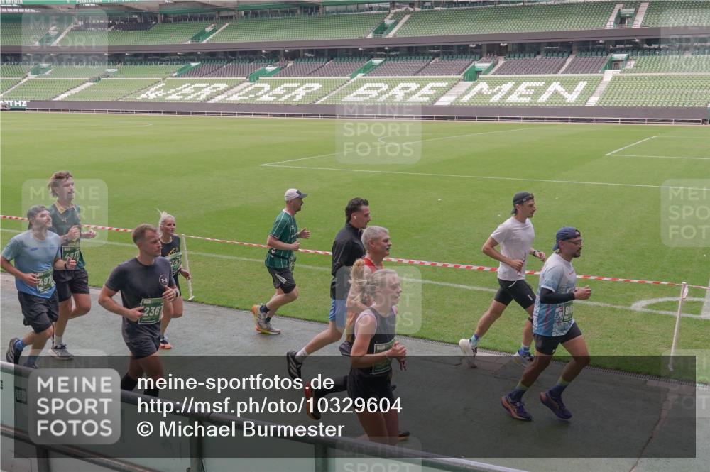 13.09.2026 - 21. swb-Marathon Bremen Michael Burmester http://msf.ph/oto/10329604 13.09.2026 13:00:22 Laufen im Stadion 135, 191, 226, 232, 242, 260, 318, 342, 651, 687, 745, 972, 1080, 1166, 1209, 1368, 1493, 1494, 1516, 1650, 1861, 1935, 1963, 2088, 2210, 2289, 2293, 2306, 2322, 2370, 2409, 2427, 2481, 2485, 2490, 2517, 2560, 2561, 2570, 2627, 2658, 2686, 2700, 2708, 2781, 2806, 2827, 2885, 2899, 2906, 2914, 2953, 2961, 2967, 2979, 3015, 3076, 3098, 3105, 3124, 3145, 3168, 3173, 3190, 3233, 3273, 3354, 3385, 3480, 3516, 3524, 3531, 3642, 3652, 3729, 3774, 3855, 3856, 3861, 3930, 3934 meine-sportfotos.de