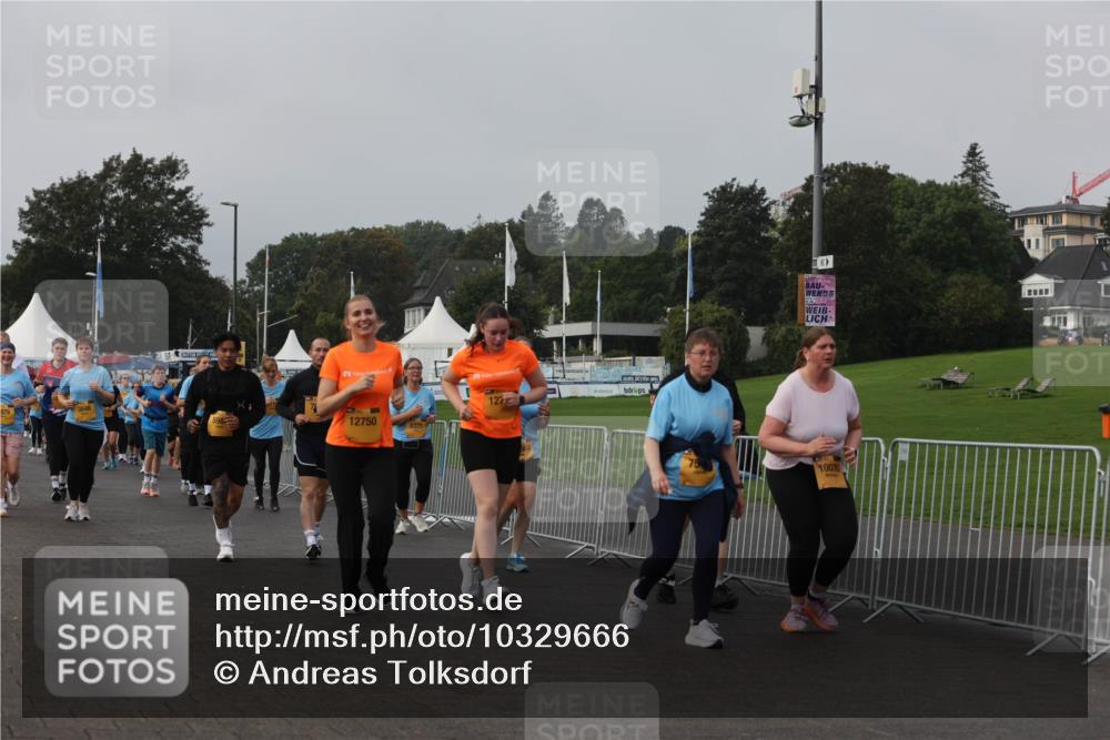 13.09.2026 - Kiel Lauf Andreas Tolksdorf http://msf.ph/oto/10329666 13.09.2026 09:30:59 Kiellinie 3846, 12750, 8325, 127, 10030 meine-sportfotos.de