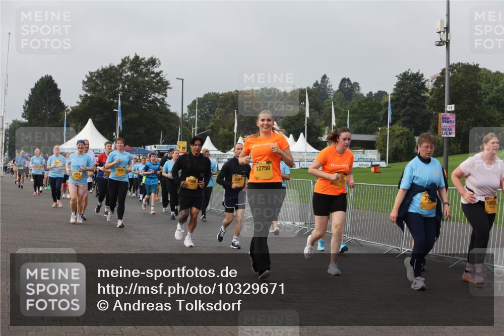 13.09.2026 - Kiel Lauf Andreas Tolksdorf http://msf.ph/oto/10329671 13.09.2026 09:31:00 Kiellinie 12750, 7087, 2979, 5986, 10030 meine-sportfotos.de