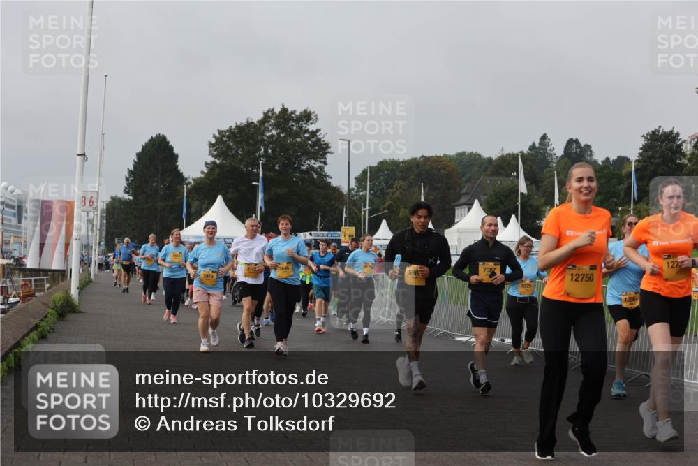 13.09.2026 - Kiel Lauf Andreas Tolksdorf http://msf.ph/oto/10329692 13.09.2026 09:31:01 Kiellinie 86, 8113, 3846, 598, 7087, 2979, 8325, 8, 351, 12750, 10564, 127 meine-sportfotos.de
