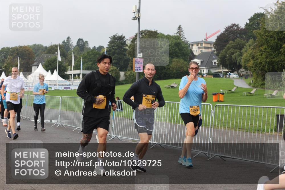 13.09.2026 - Kiel Lauf Andreas Tolksdorf http://msf.ph/oto/10329725 13.09.2026 09:31:03 Kiellinie 8113, 39, 7087, 10564 meine-sportfotos.de